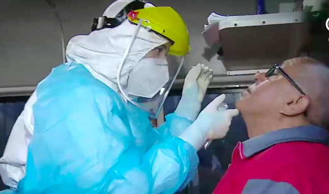 Por aumento de movilidad: Estación Central implementa testeo a choferes del transporte público