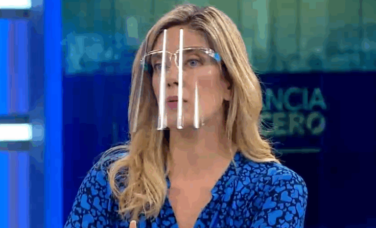 Mónica Rincón muestra documento que desmiente que haya filtración de Fiscalía en caso Mañalich