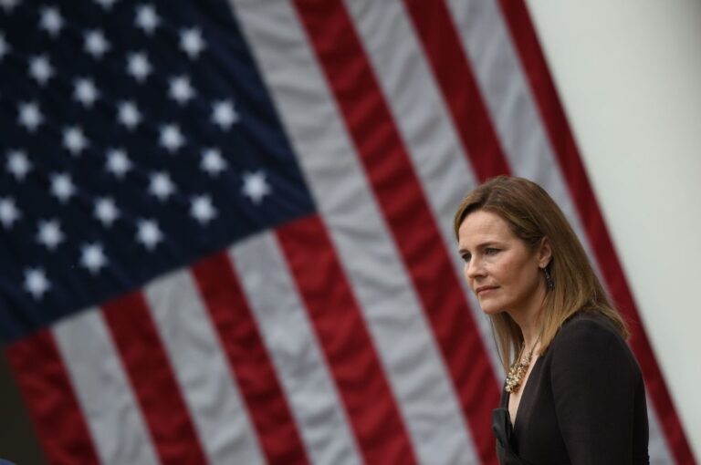 Donald Trump elige a Amy Coney Barrett como candidata a la Corte Suprema