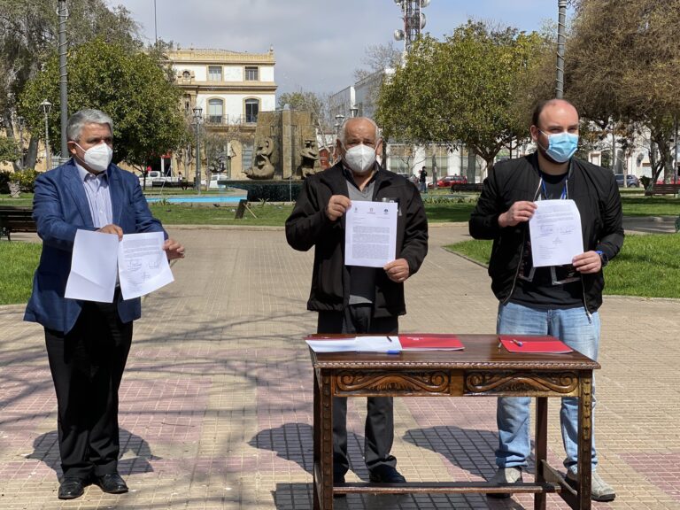 Alcaldes envían oficio a ministro Paris para evitar que se entreguen permisos especiales durante las Fiestas Patrias