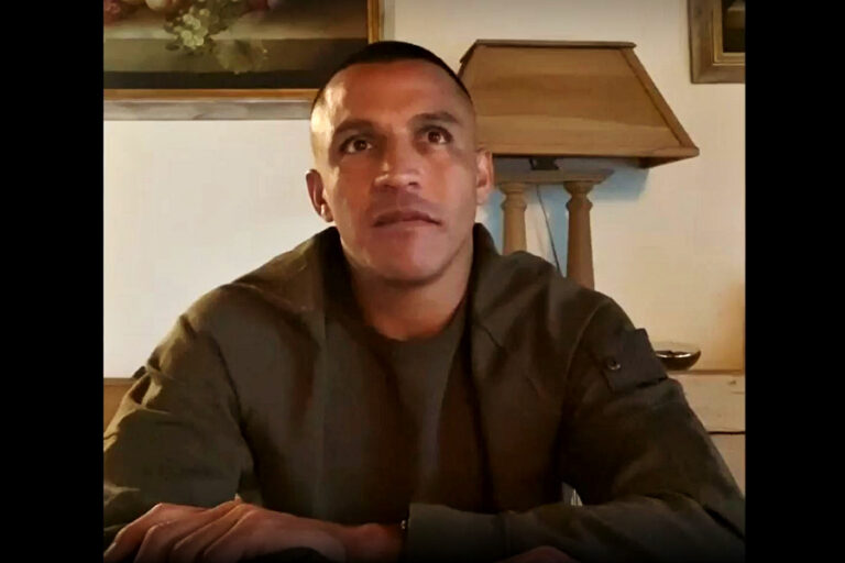 “No éramos unidos como equipo”: Alexis rompió el silencio y destruyó al Manchester United