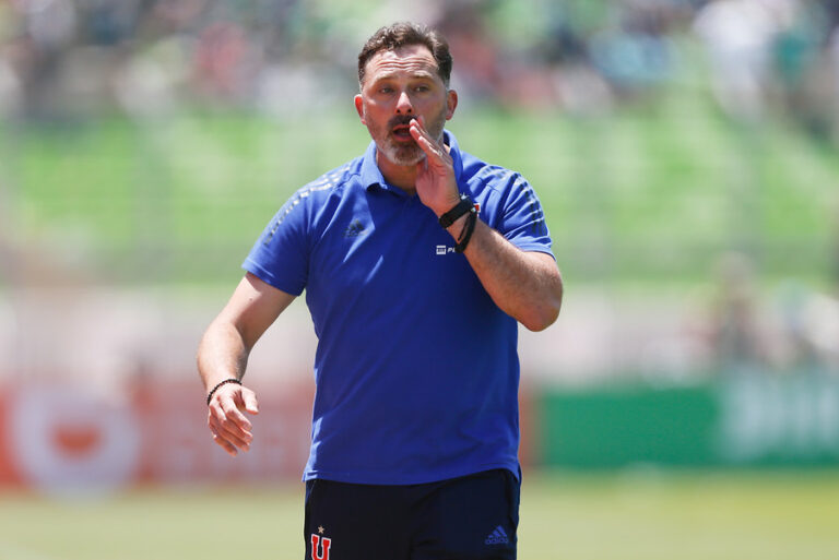 Cambios en retaguardia: Caputto prepara la táctica de la U para llevarse el superclásico