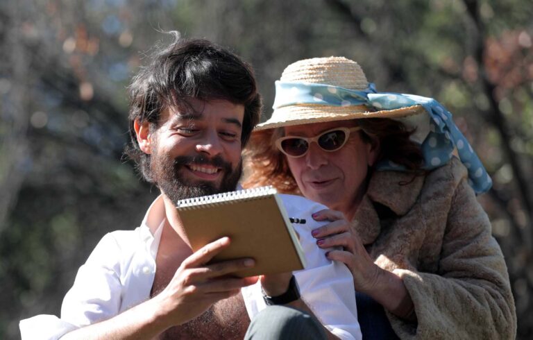 Conoce a Leonardo Ortizgris, el actor mexicano que interpreta a Carlos en 