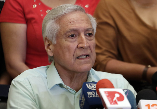 Heraldo Muñoz lanza su precandidatura presidencial: 