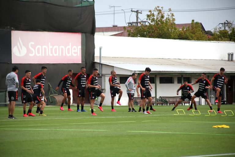 Otro más: La Roja informó una nueva baja por lesión para el debut en Clasificatorias