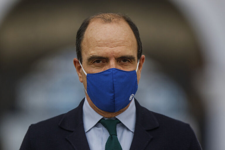 Ministro Monckeberg: 