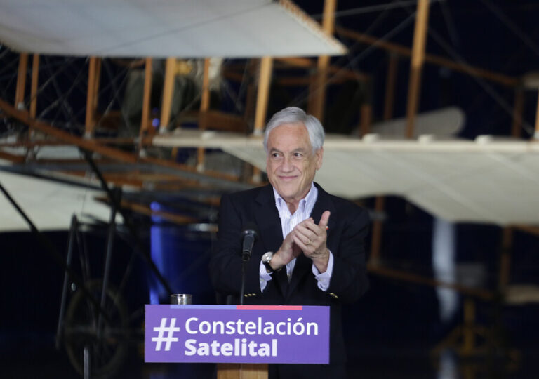 Presidente Piñera presentó nuevo sistema nacional satelital con estaciones en Antofagasta, Santiago y Punta Arenas
