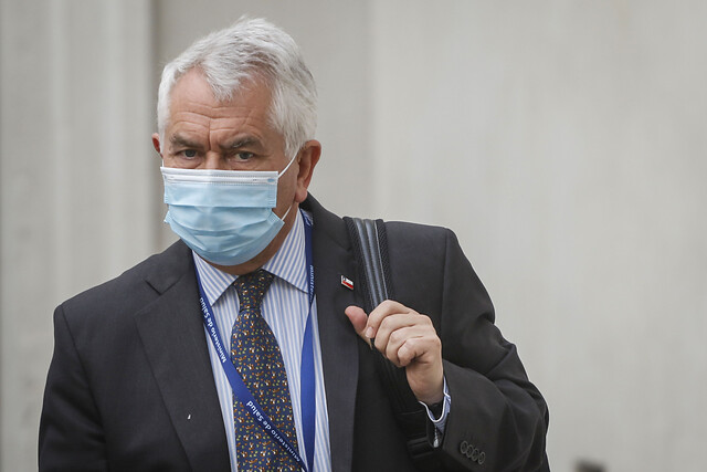 Fiscal Armendáriz rechazó propuesta de Paris sobre acceso a correos y la calificó como 