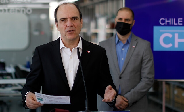 Ministro Monckeberg y plebiscito: 