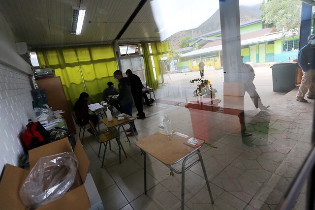 Vocal de mesa fue detenido por llegar al local de votación en estado de ebriedad