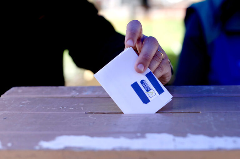 Solo 4 deportistas que están en el extranjero podrán votar para el Plebiscito