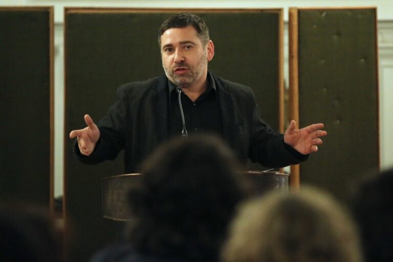 Javier Couso será el invitado principal de “360º: El modelo en debate” en CNN Chile