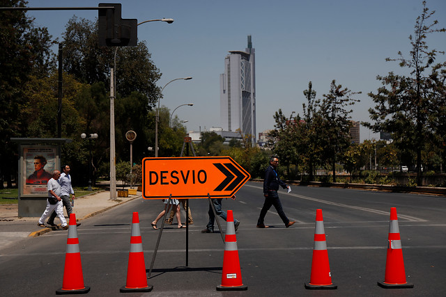 Carabineros informa desvíos de tránsito debido a manifestaciones por aniversario del 18-O