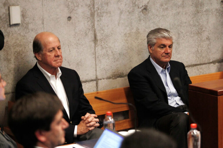 DC presenta denuncia ante Contraloría contra director del SII por rebaja de impuestos a Penta