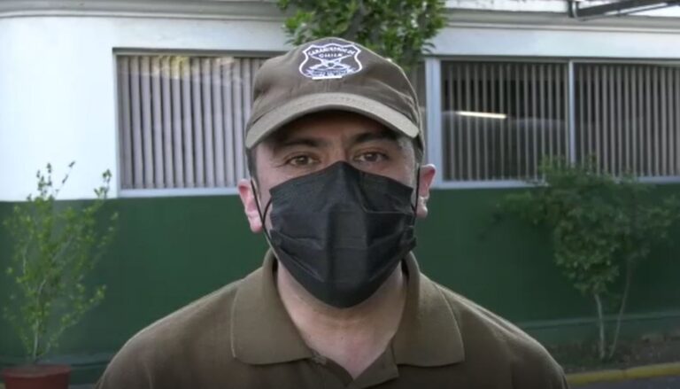 Carabinero al que se le realizó control de identidad explica por qué pasó fuera de la casa de fiscal Chong