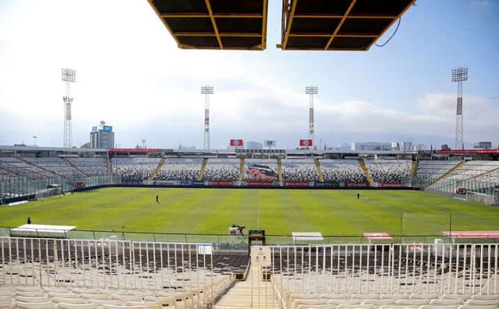 Colo Colo decidiría su nuevo DT este sábado tras reunión de directorio