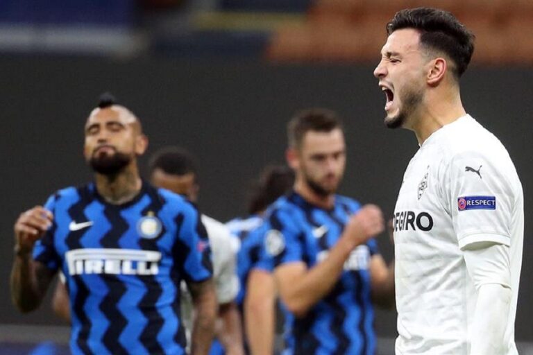 Inter sufrió para rescatar un empate en su debut en la Champions ante el Mönchengladbach