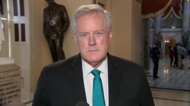 La mano derecha de Trump admitió que en el gobierno 