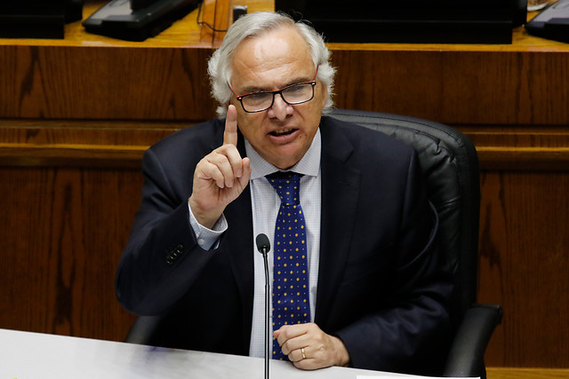 Andrés Chadwick declara este jueves en juicio por el caso Catrillanca