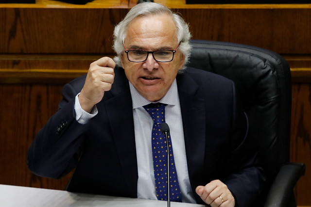 Caso Catrillanca: Chadwick dijo que fue engañado sobre la falsa destrucción de las grabaciones