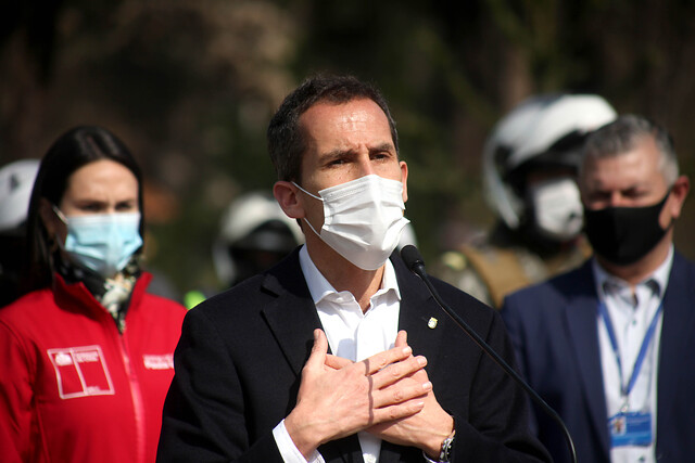 Por protestas: Alessandri asegura que “al menos mil locales han sido afectados en las últimas dos semanas”