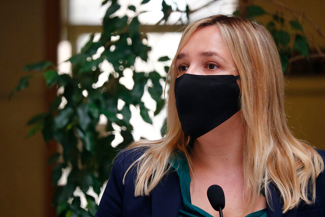 María José Hoffmann acusó debilidad del Gobierno y advirtió que la relación con la bancada UDI va a cambiar