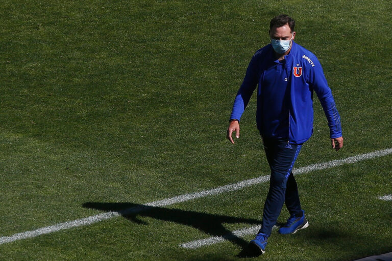 Marcelo Jara quedó como DT interino de la U tras salida de Caputto