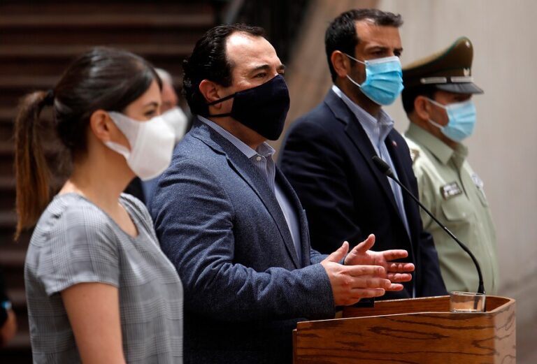 Gobierno confirma el reentrenamiento de más de 3.500 carabineros en materia de derechos humanos