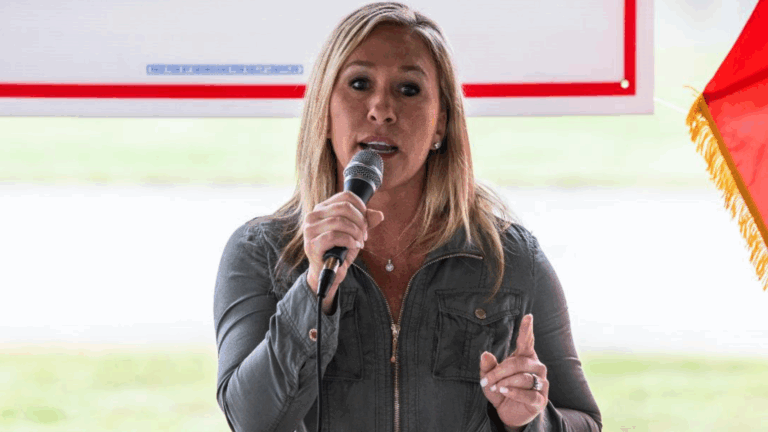 Marjorie Taylor Greene, la candidata que promovió a QAnon y logró un cupo en el Congreso