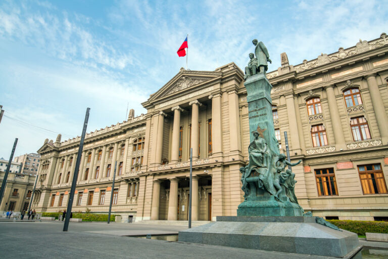 Suprema aceptó renuncia de Ríos: Este martes votará para completar las dos vacantes de la quina a fiscal nacional