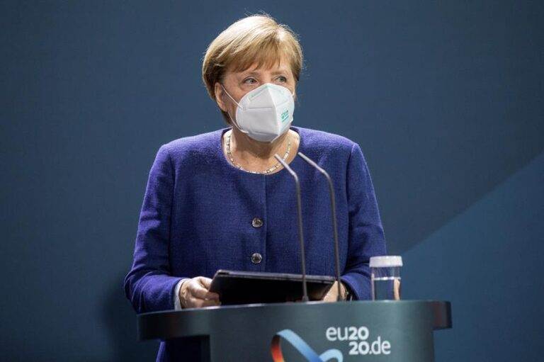 Merkel pide a Biden cooperar con la UE en la pandemia y el cambio climático