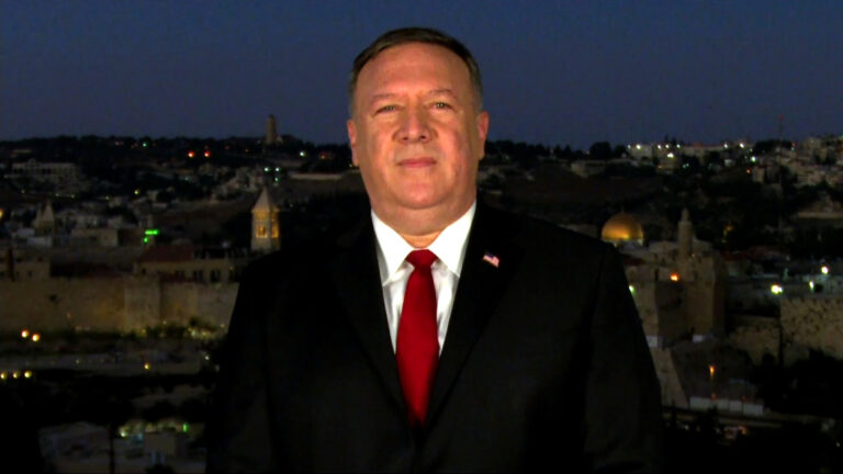 Mike Pompeo, secretario de Estado: 