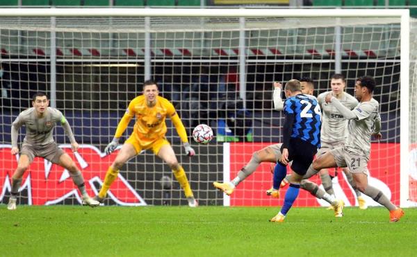 Siamo fuori: Inter no pudo con el Shaktar y quedó fuera de los octavos de la Champions