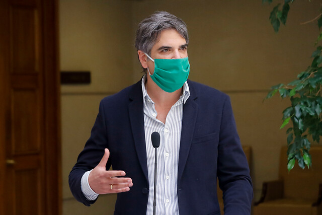 Diputado Fuenzalida afirma que no se vacunará contra el COVID-19: 