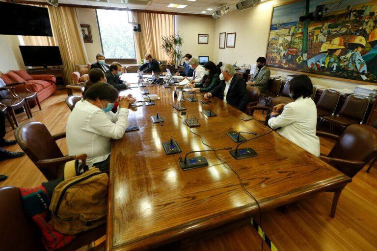 Segundo 10%: Comisión aprobó retiro forzoso para deudores de pensión