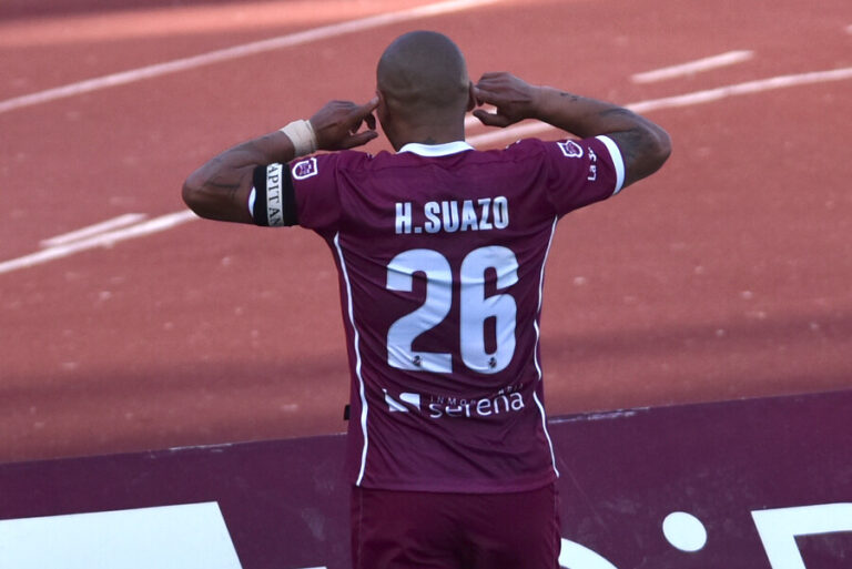 Con Chupete y Pajarito como figuras, La Serena ganó y se distancia de Colo Colo