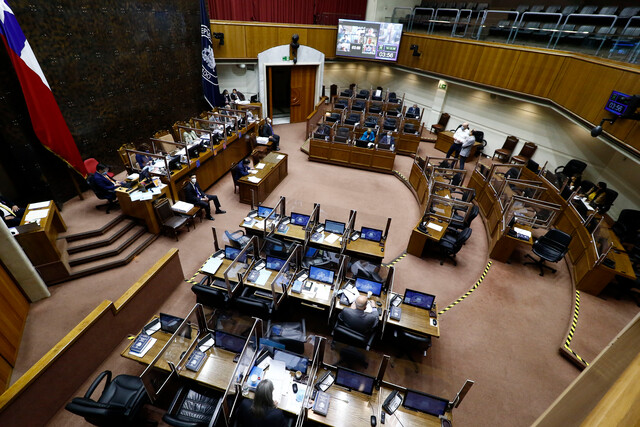 Senado votará este jueves reajuste propuesto por el gobierno al sector público