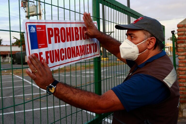 Gobierno presentó querella contra empresario por fiesta masiva en Espacio Broadway