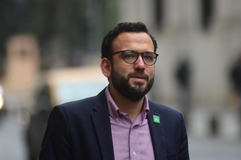 Partido Liberal y Nuevo Trato proclaman a Pablo Vidal como candidato presidencial