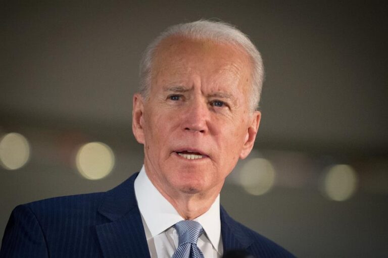 Biden dice que pedirá a estadounidenses que usen mascarillas durante los primeros 100 días de su mandato