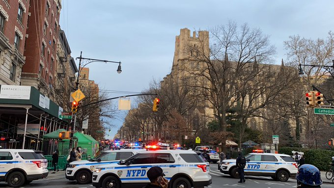 Policía disparó a un hombre después de abrir fuego cerca de una catedral de Manhattan