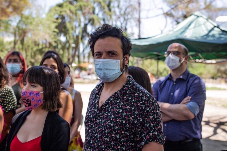 Actor Ignacio Achurra lanza candidatura constituyente por el FA: 