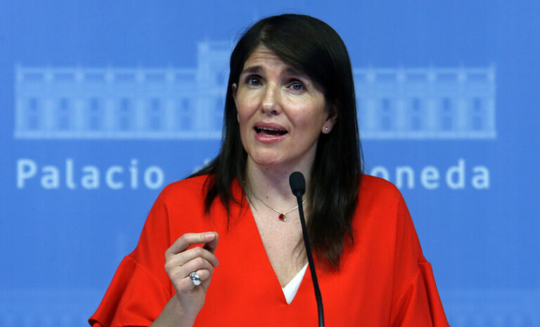 Socialistas levantan a Paula Narváez como posible candidata presidencial