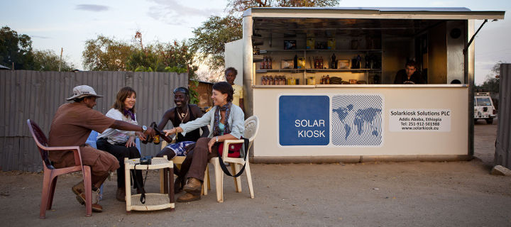 Solarkiosk lleva energía solar y puntos de venta a comunidades fuera de la red