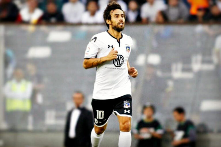 Quinteros espera a Valdivia para el clásico: “Hoy hizo fútbol y es posible que debute”