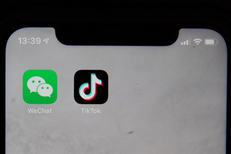 Italia ordena a TikTok bloquear perfiles de dudosa edad tras la muerte de una niña
