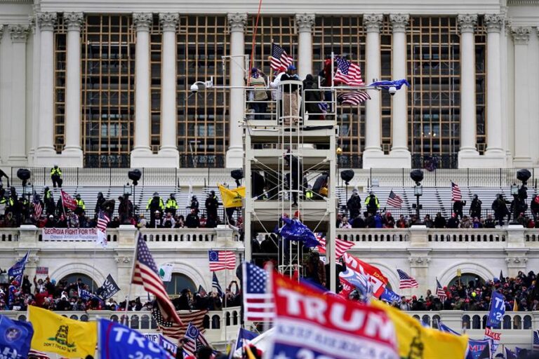 FBI asegura tener información sobre 