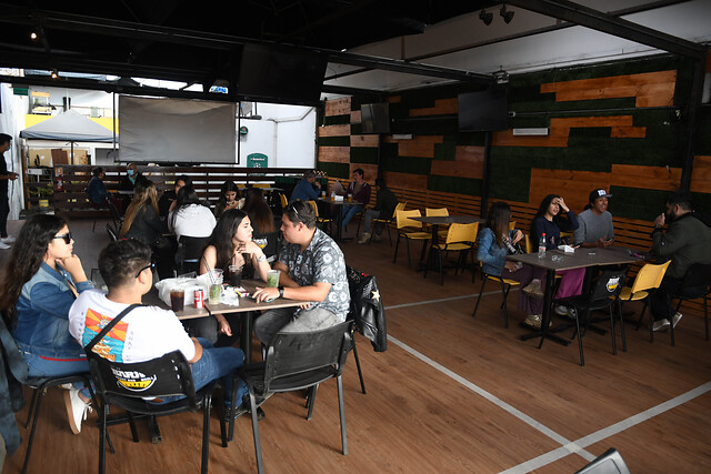 Gobierno retrocede: Prohibición de música en bares y restaurantes quedará como recomendación