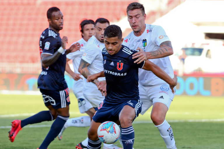 O’Higgins derrotó a la U que se vuelve a enredar en la tabla ponderada