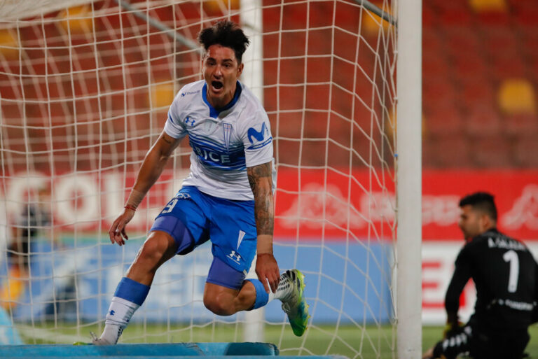 Punto que vale oro: La UC jugando con 9 le igualó sobre la hora a Unión Española